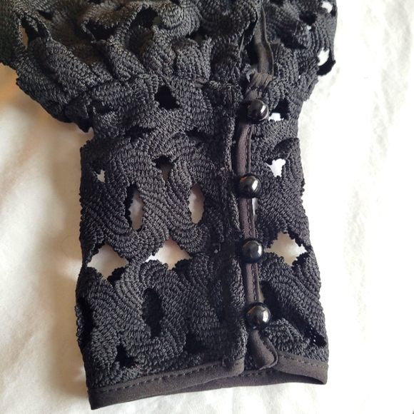 *SOLD* Brand new black deep V lace bodysuit - Picture 5 of 6